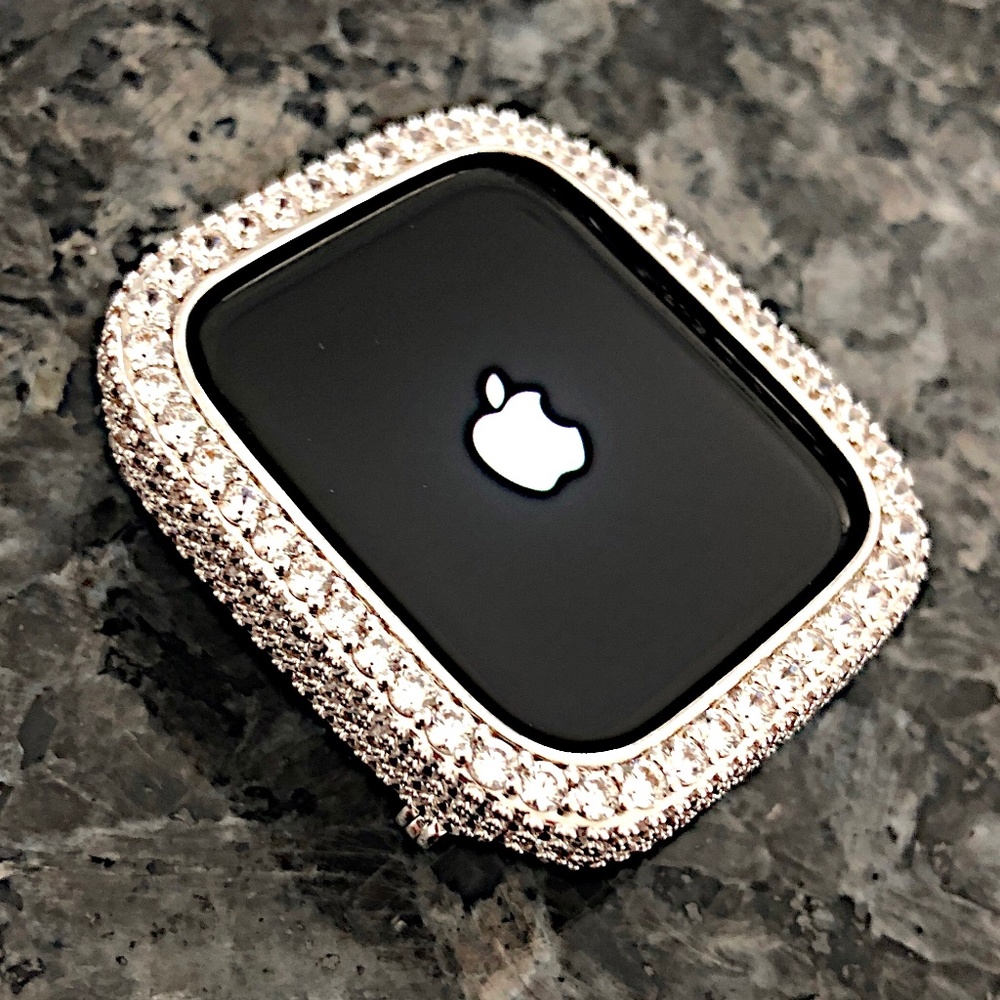 New Apple Watch bezel case in white Gold and lab diamonds